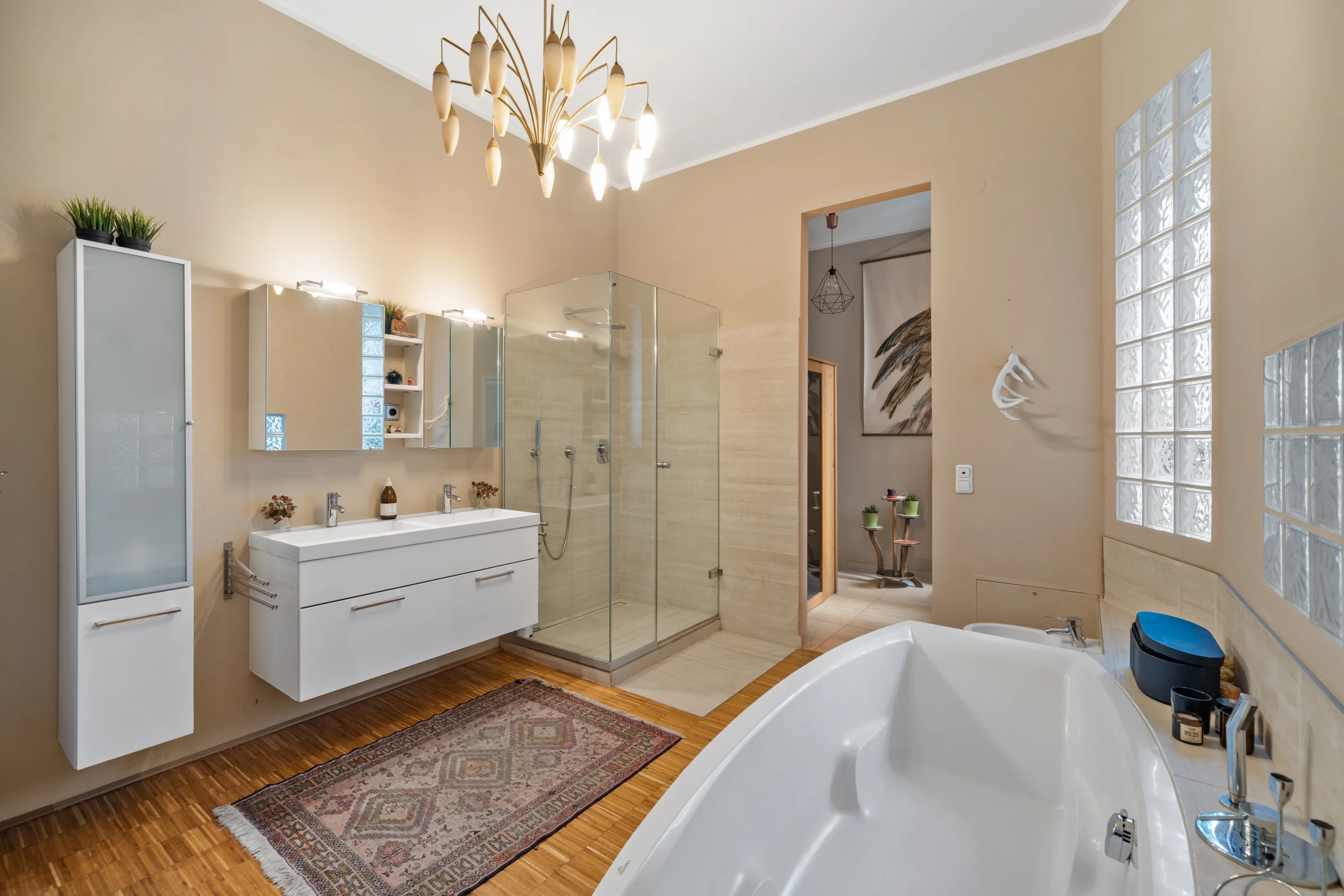 Master Bathroom Master Bathroom