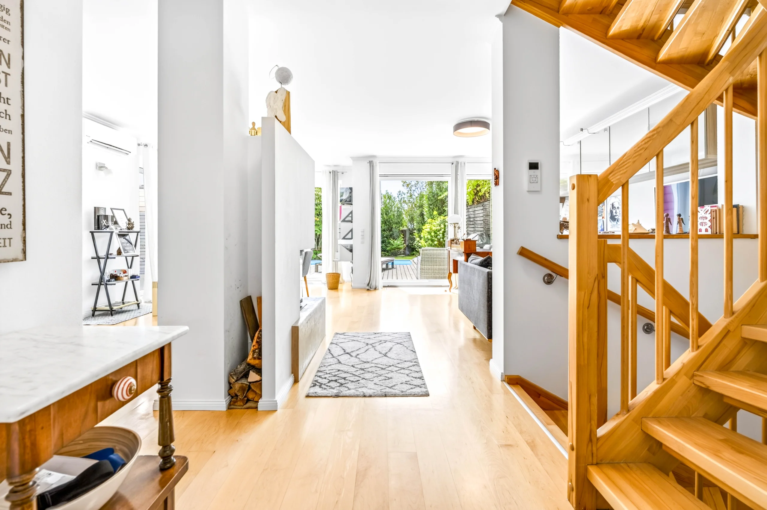 Blick in den Wohnraum Blick in den Wohnraum