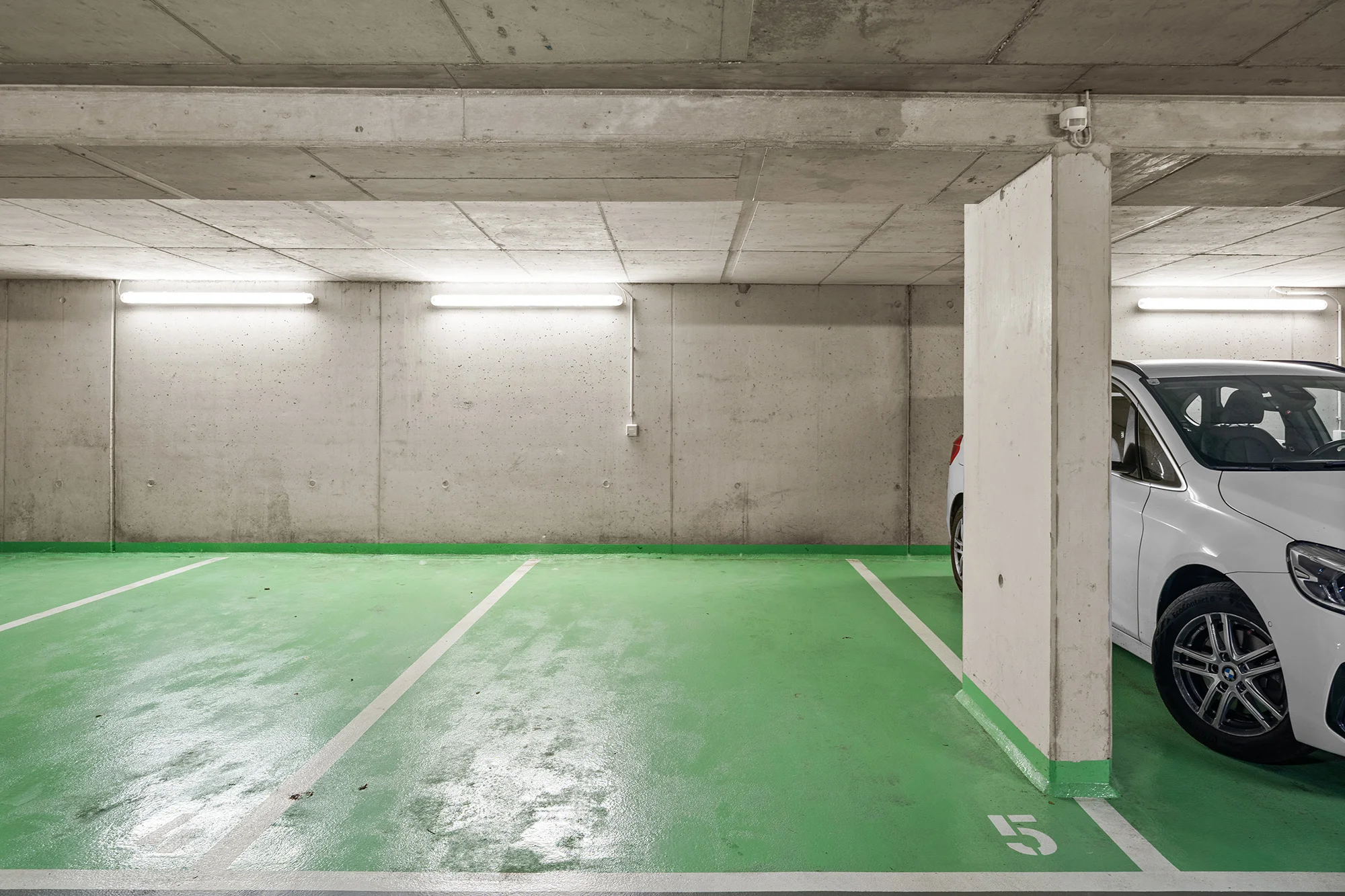 Garage mit E-Anschluss